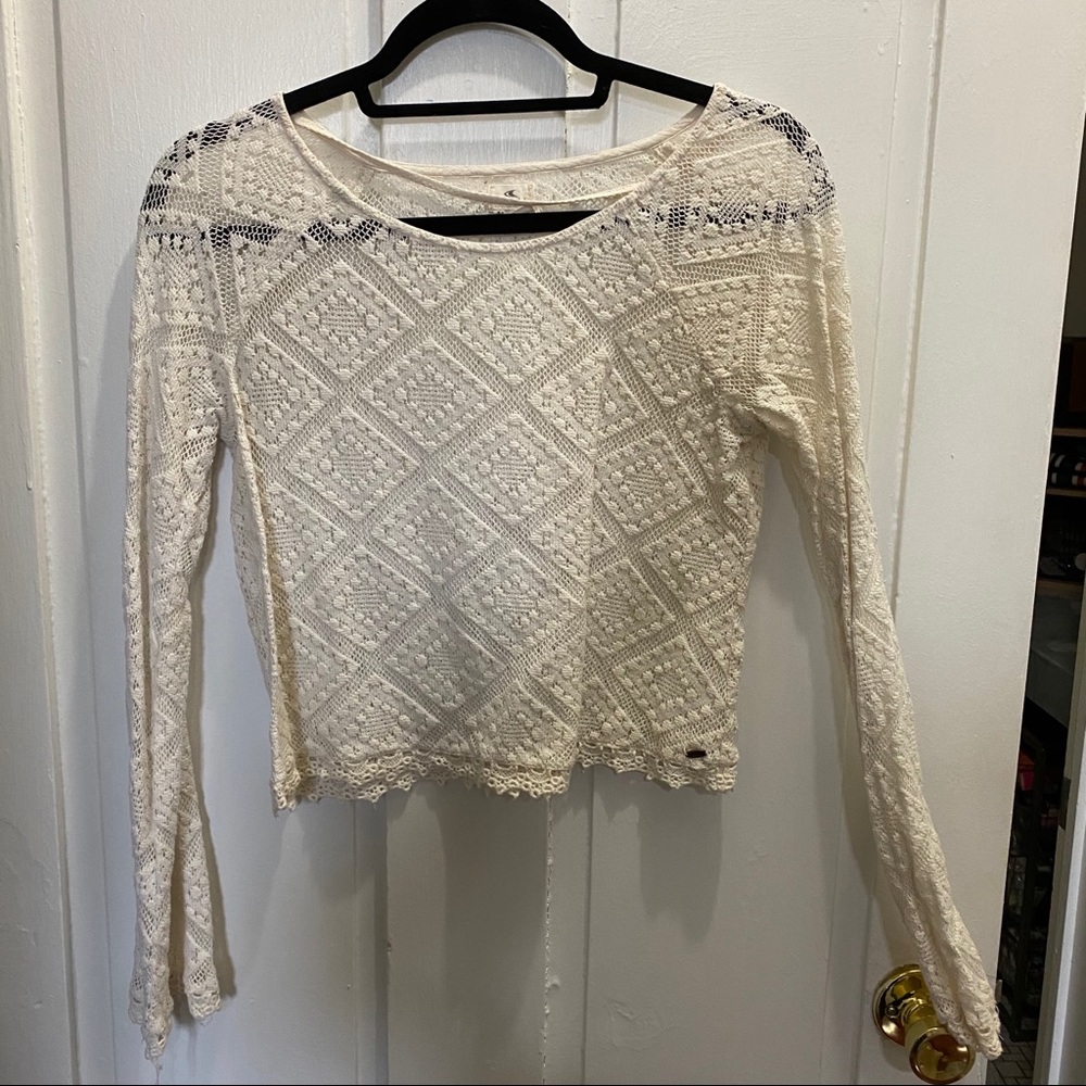 o’neill • cropped cream sweater